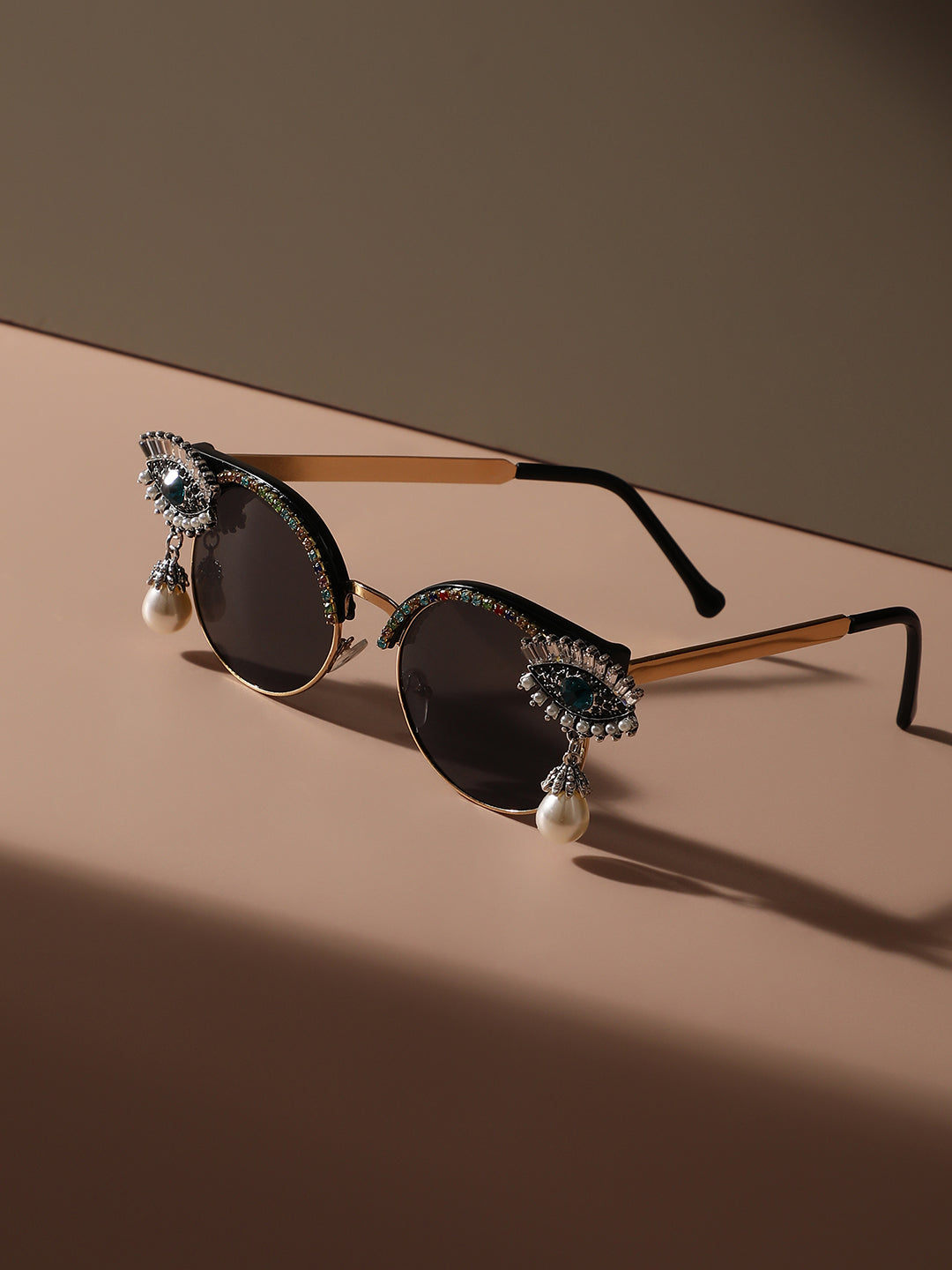 Gorgeous Glitz: Embellished Sun Shades