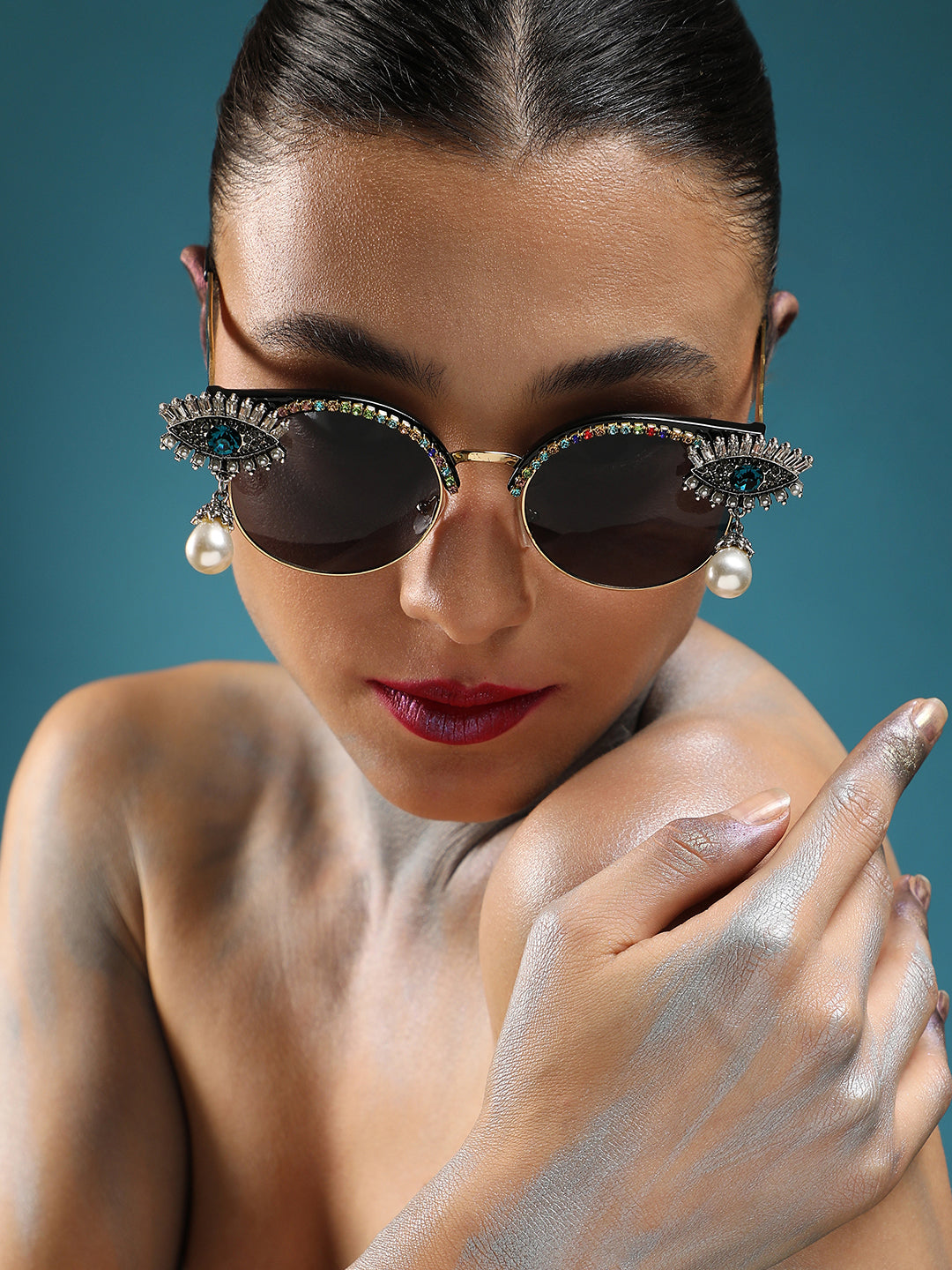 Gorgeous Glitz: Embellished Sun Shades