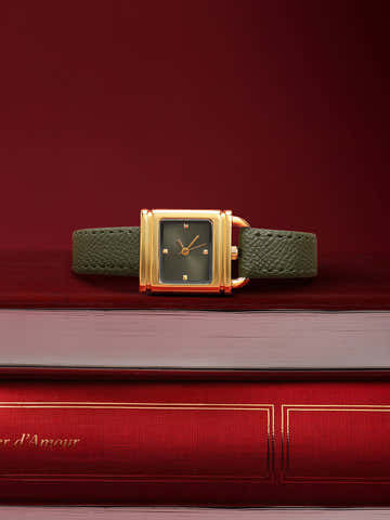 The Vintage Square Watch - Olive Green