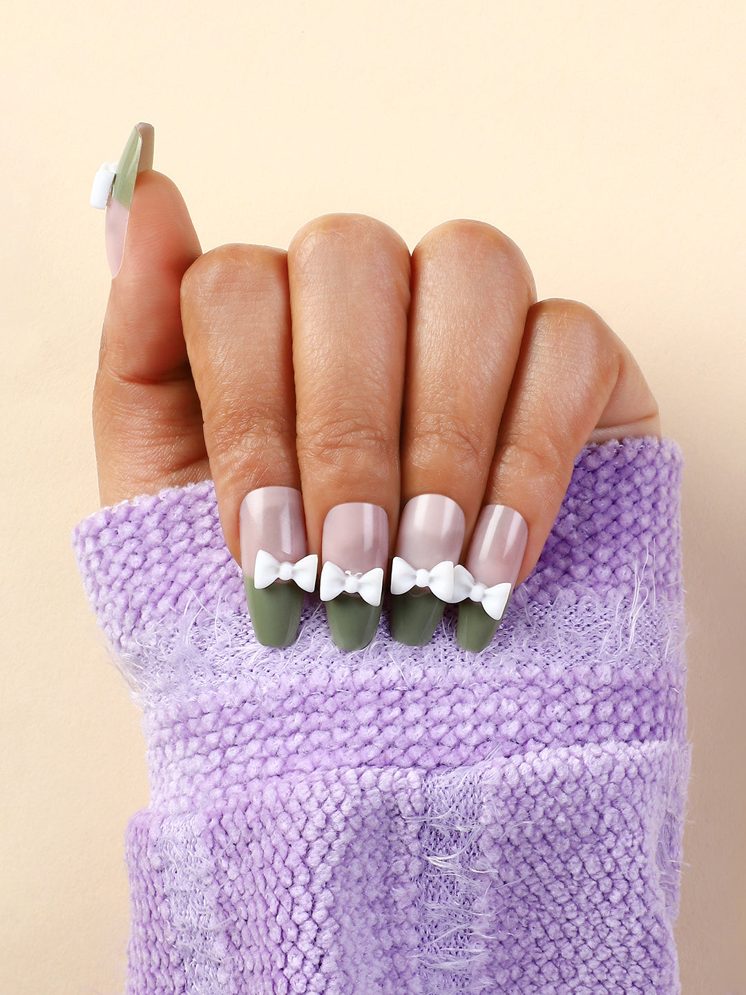 The Block Bow Press-On Nails - Olive Green