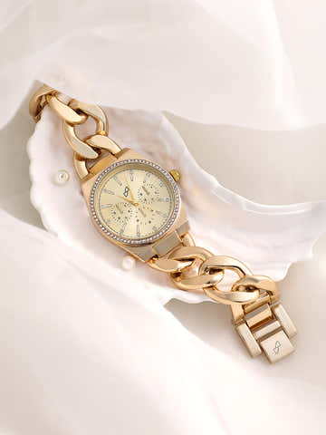 The Three-Dial Chunkylink Cushion Watch