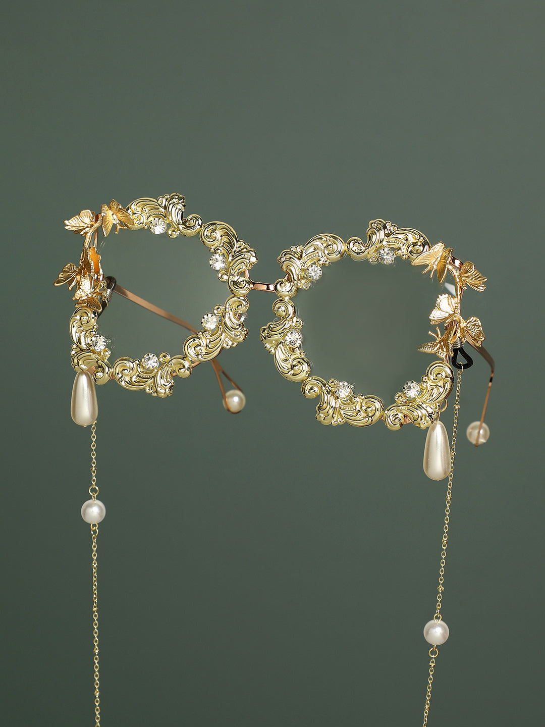 Fashionista'S Delight: Glamorous Sunglasses