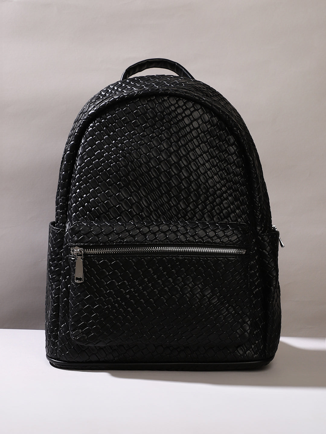 The Weave Curve Backpack Onyx Black - Main Image