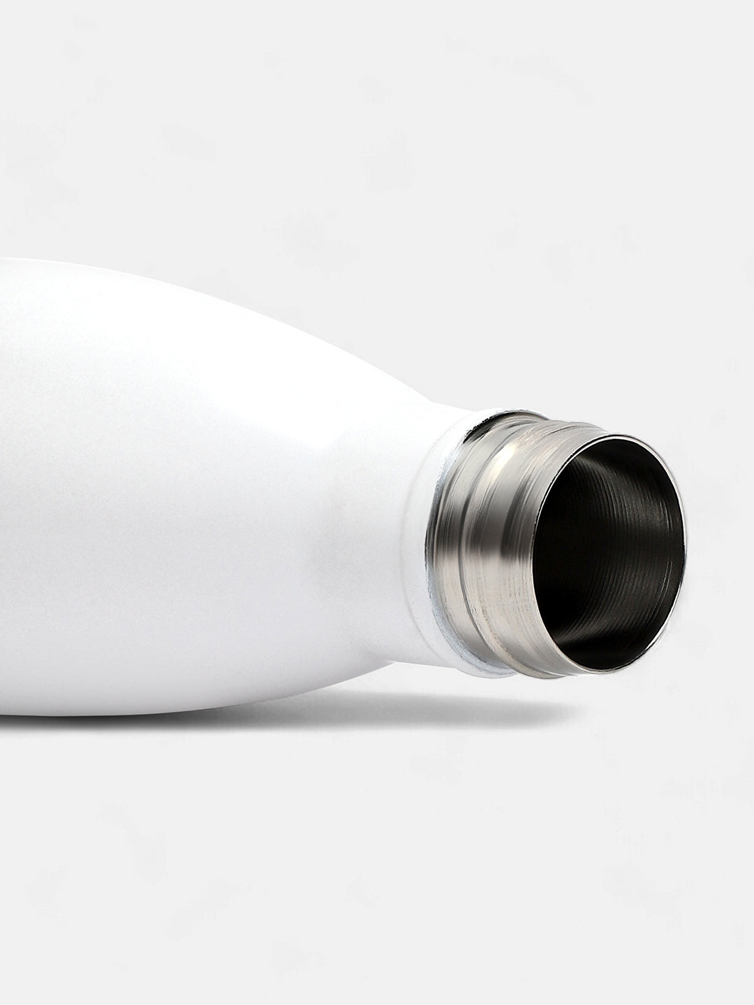The Ombre Daily Hydration Flask (500 Ml) - Chalk White & Onyx Black