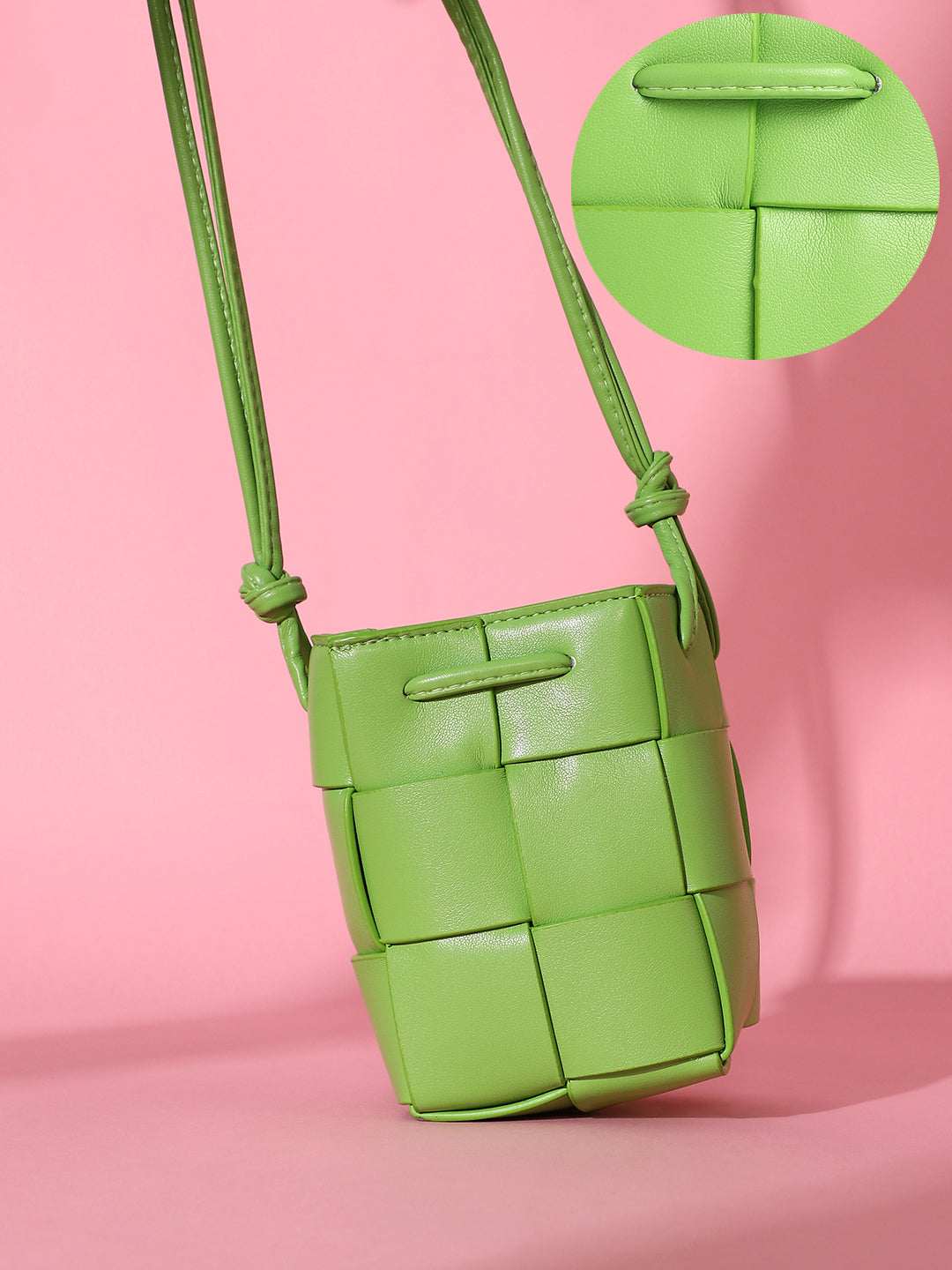 The Interwine Bucket Bag Kelly Green
