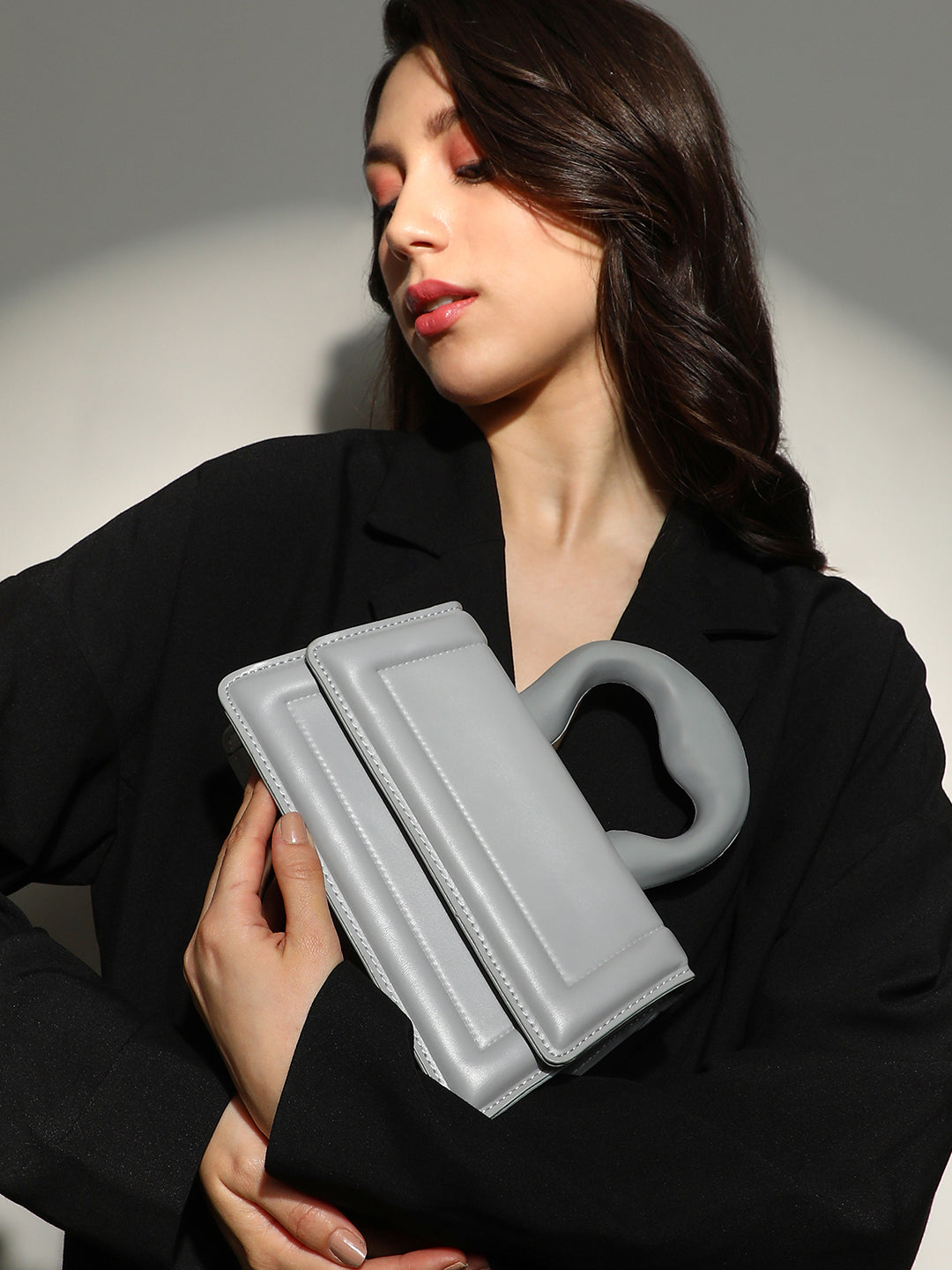 The Caldera Frost Hand Bag - Ash Grey