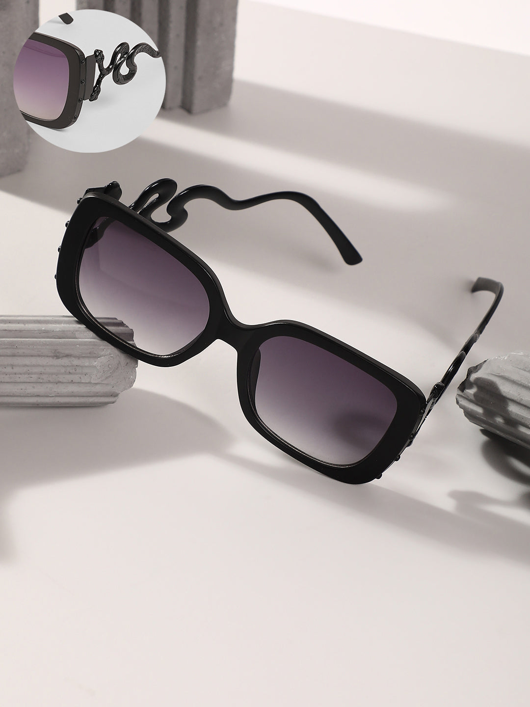 The Aureate Viper Butterfly Sunglasses - Onyx Black