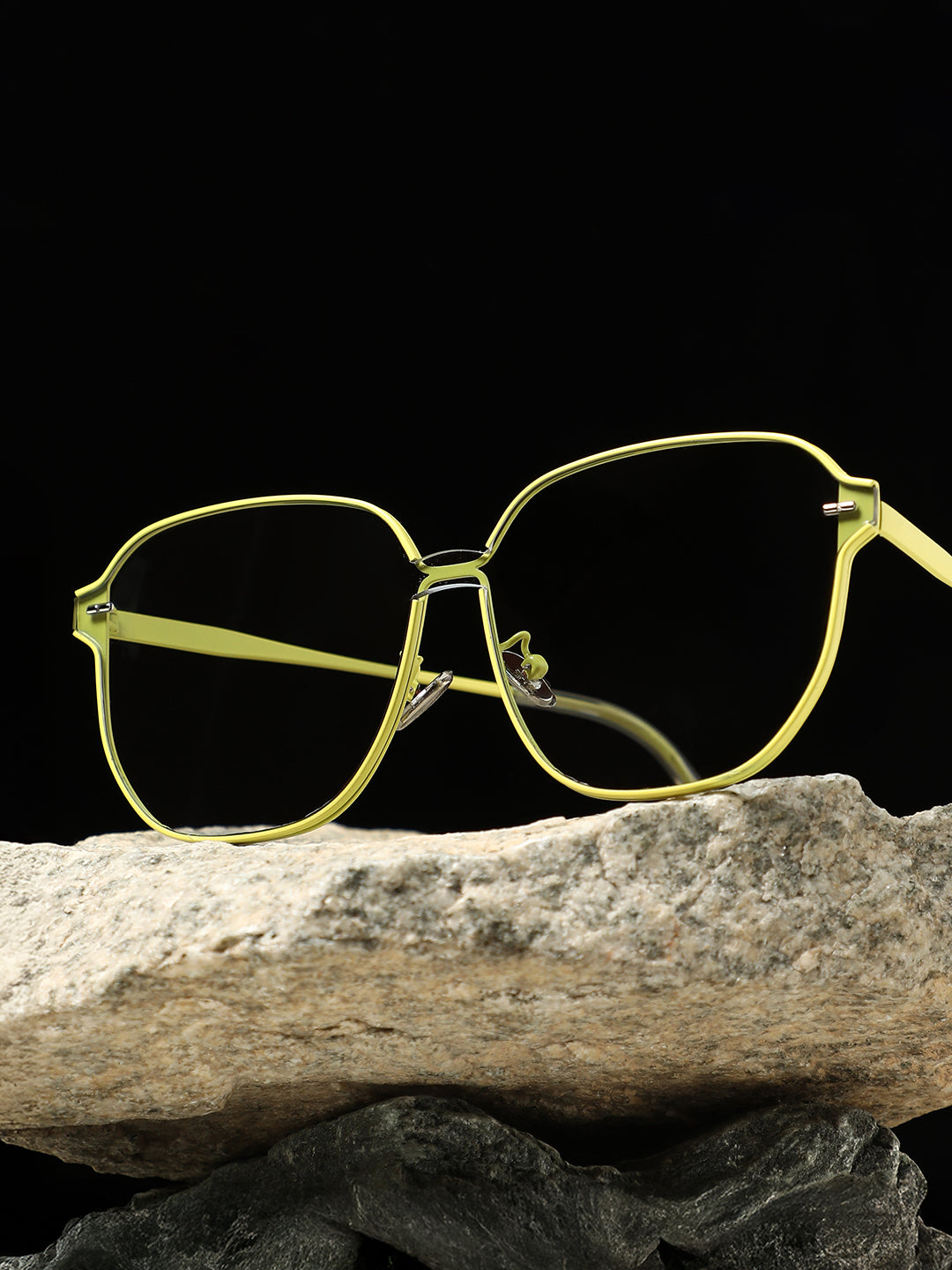The Rave Oversized Sunglass - Neon Yellow