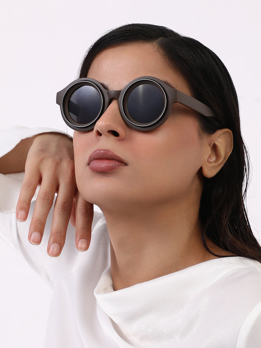 The Binoculars Round Sunglass - Taupe Brown