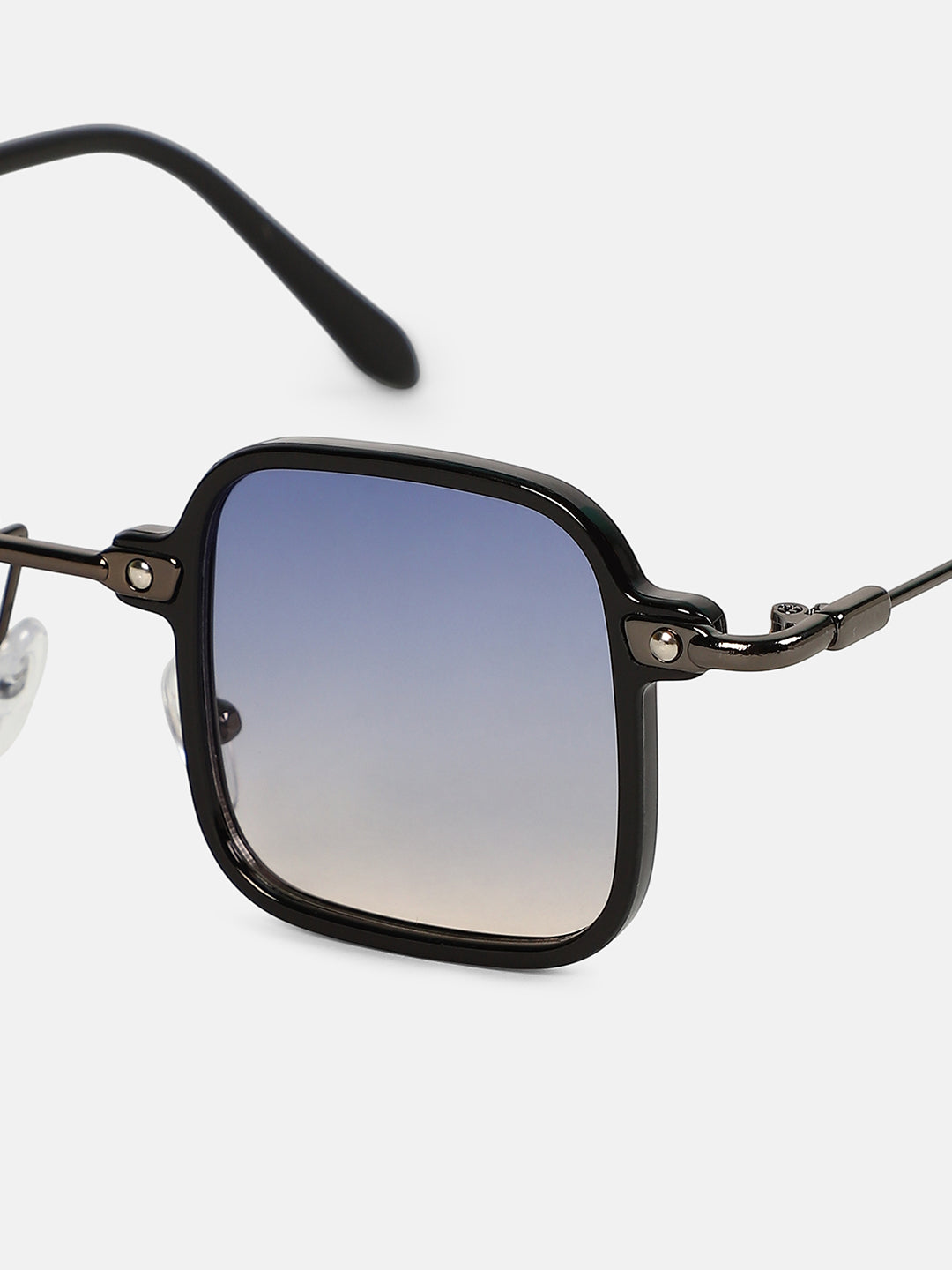 The Circuscore Gradient Square Sunglass - Onyx Black