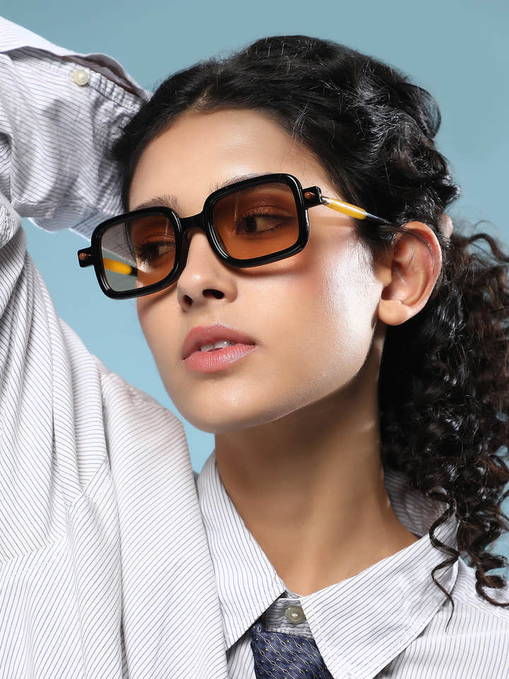 The Corsica Rectangular Sunglass - Onyx Black