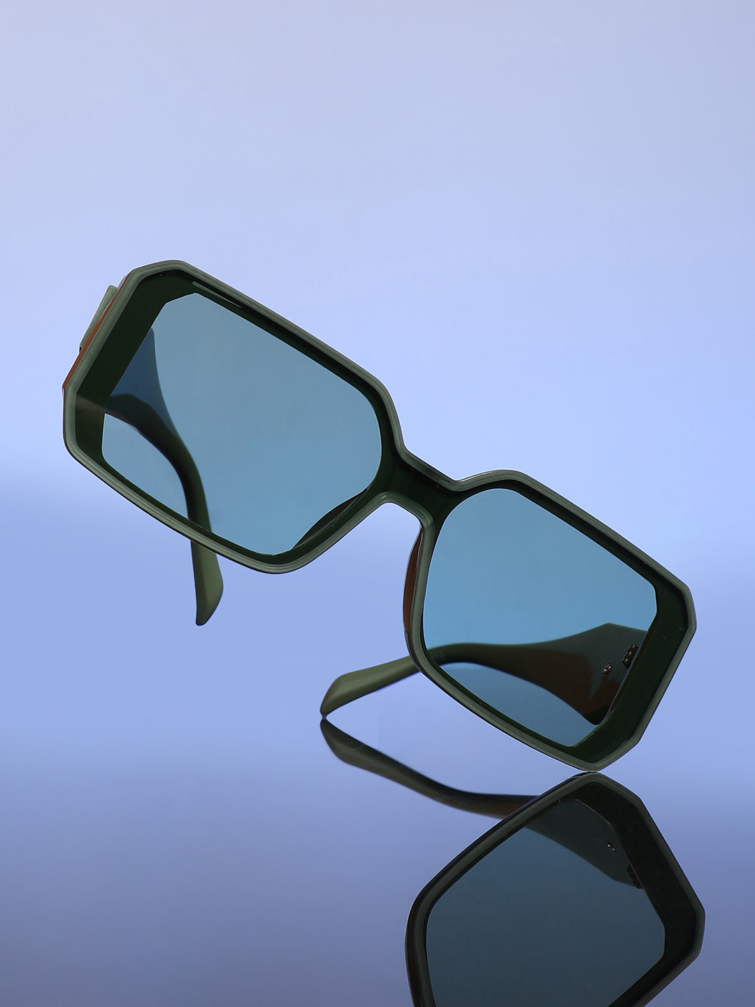 The Backstage Rectangular Sunglass - Olive Green