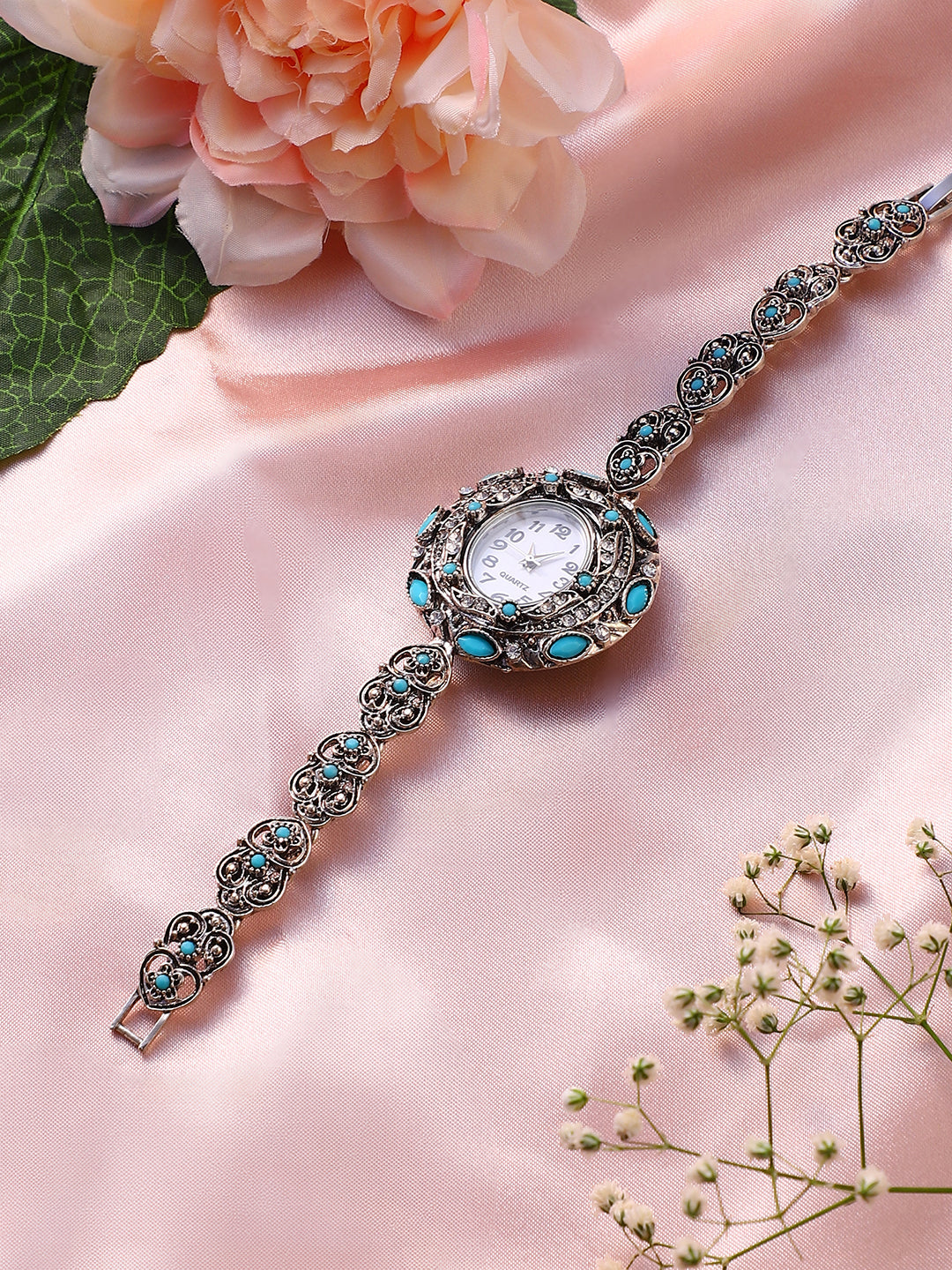 The Stone Heart Round Watch - Antique Silver