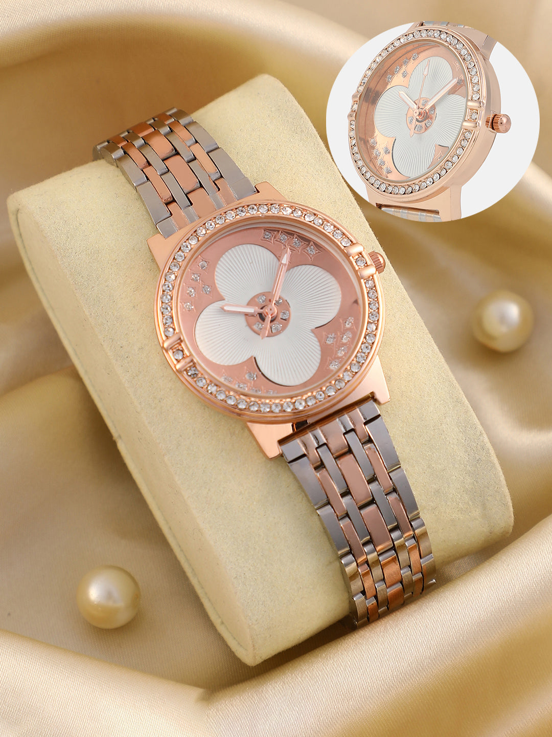 The Clover Round Watch
