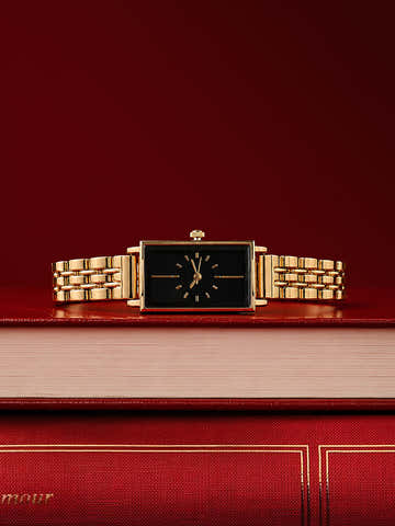 The Minimal Rectangle Watch - Midnight Gold