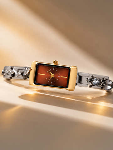 The Verona Rectangle Watch - Silver