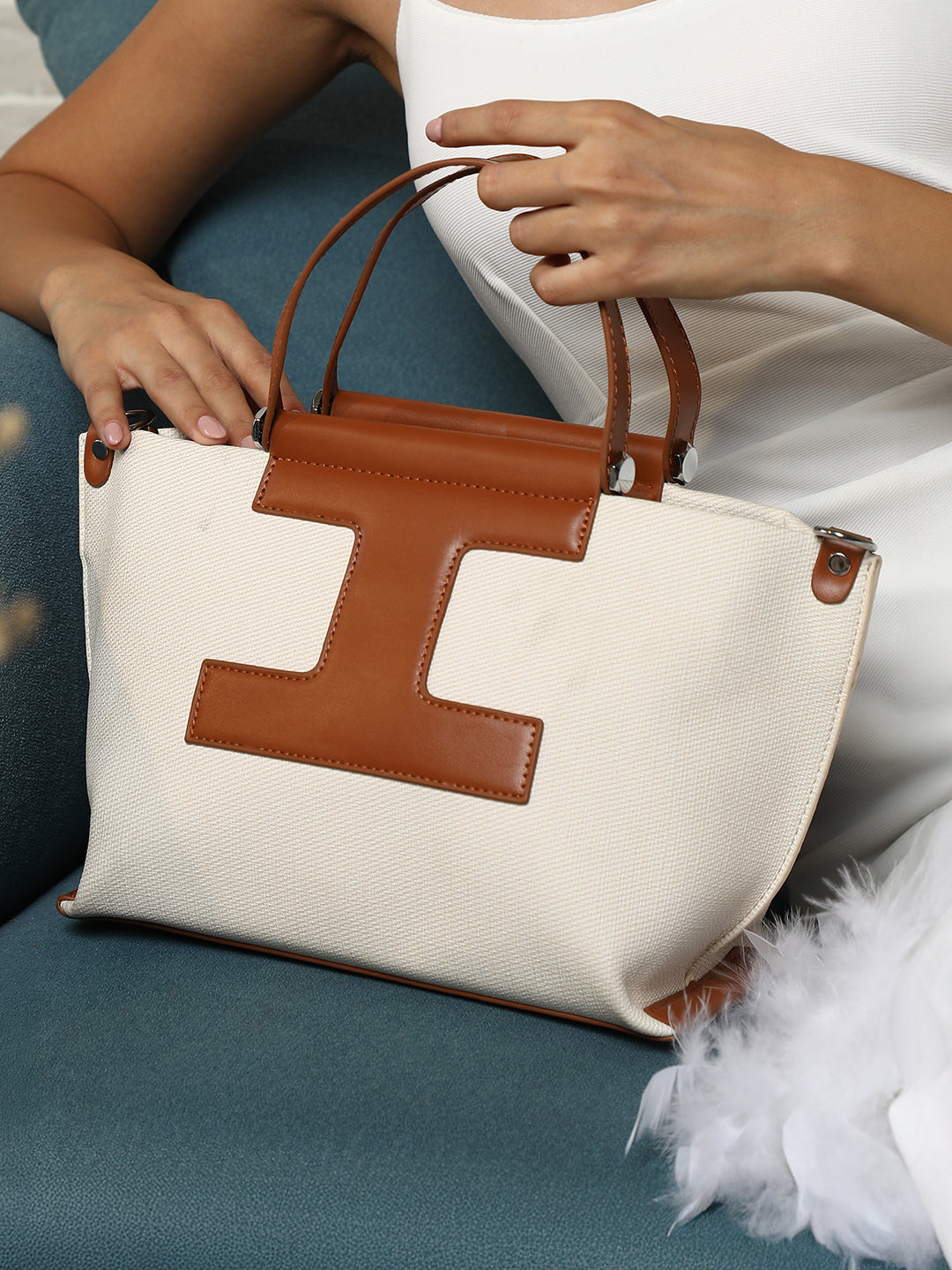 The Riviera-Daze Hand Bag - Russet Brown & Cream White