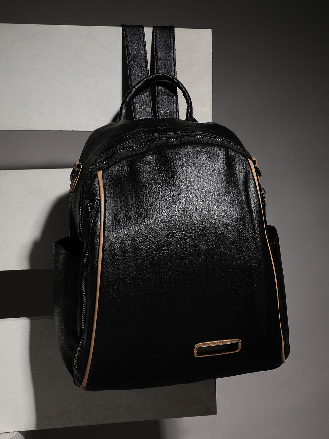 Contrast Piping Backpack - Black