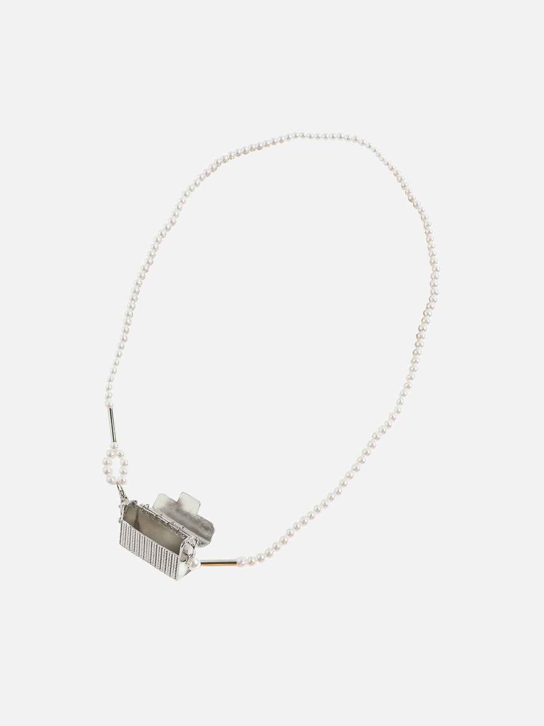 Dazzling Allure: Adorning With A Metallic Bodychain & Mini Purse
