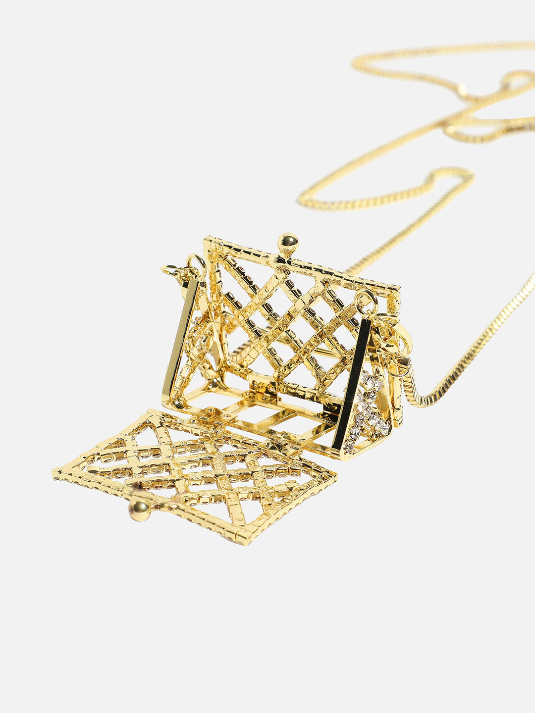 The Golden Duo: Unleashing Glamour With A Metallic Bodychain & Mini Purse