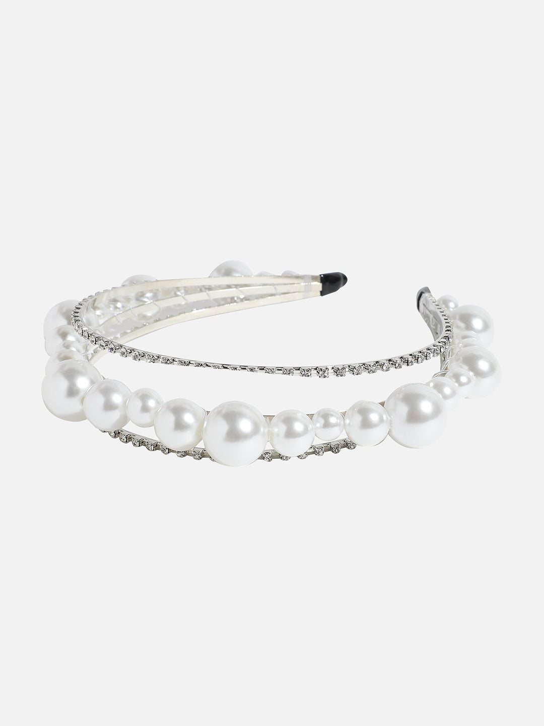 Glistening Charm: Accentuating Style With An Embellished Hairband