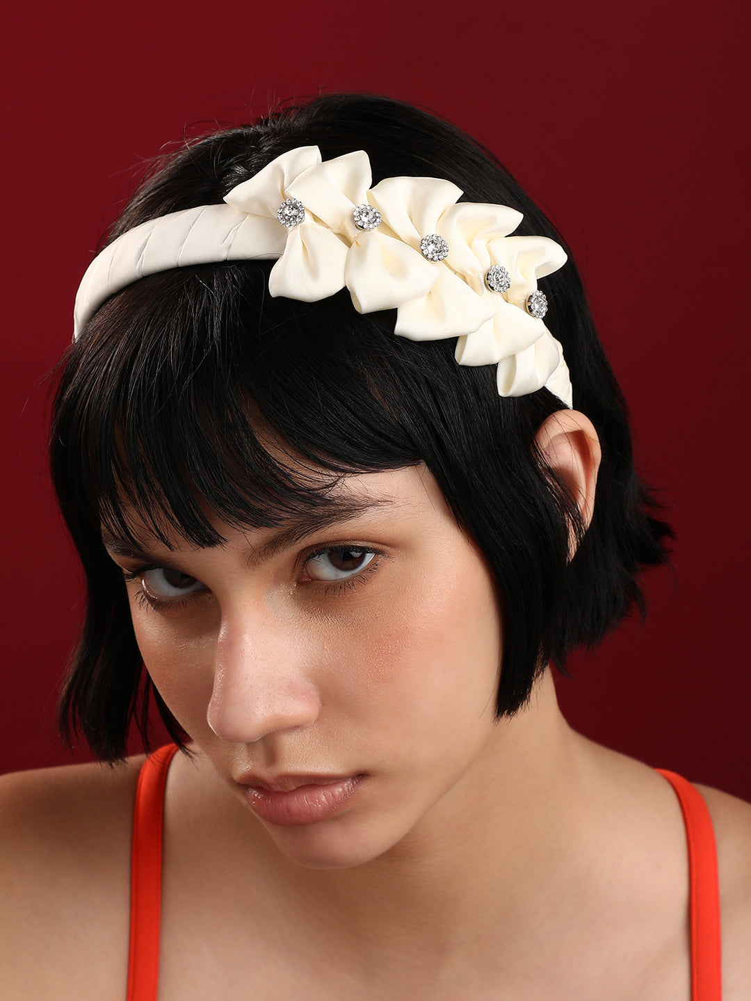 Bedazzled Elegance: Enhancing Hair With An Embellished Hairband