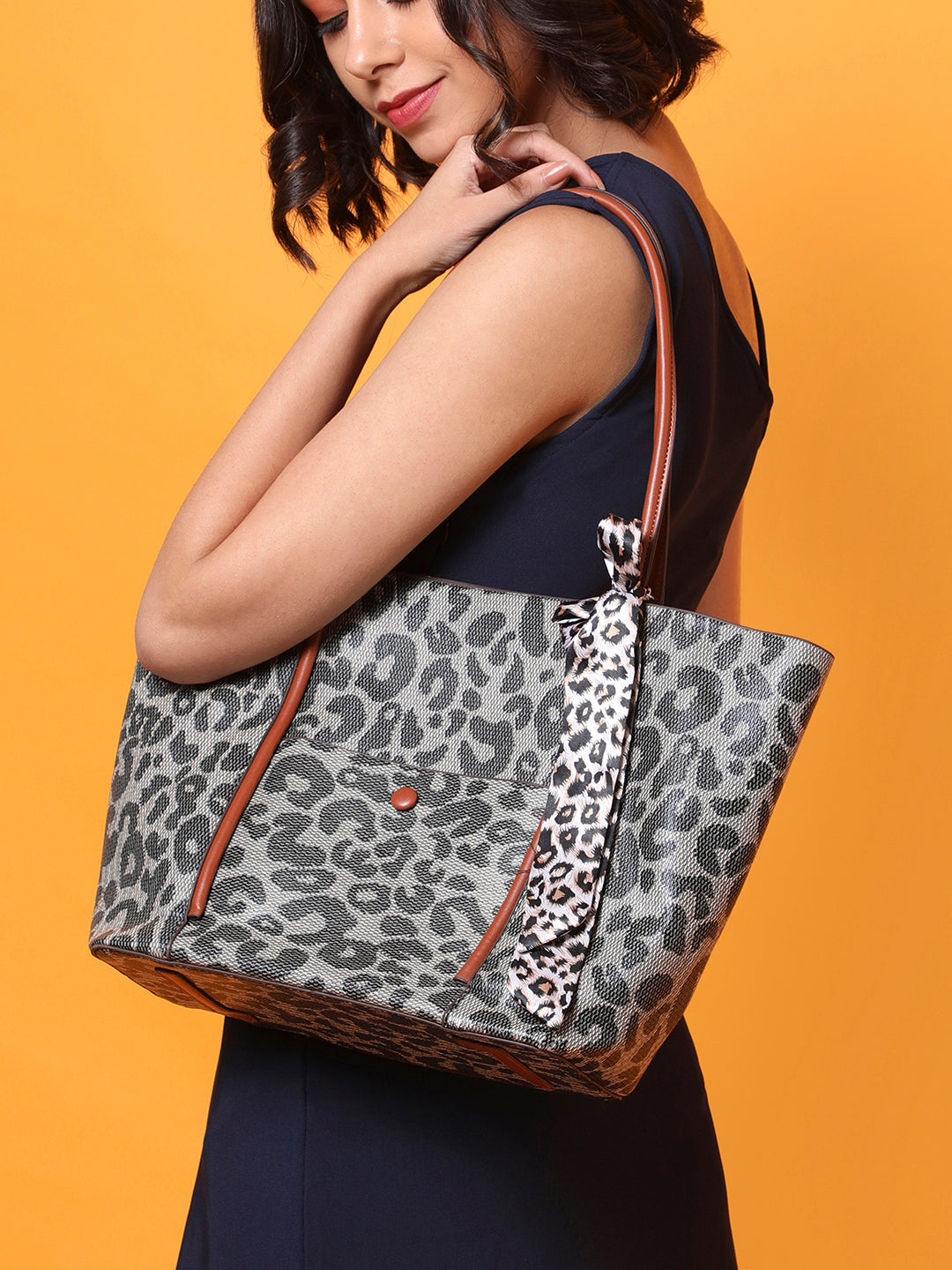 Leah Multicolor Tote Bag With Pouch Set