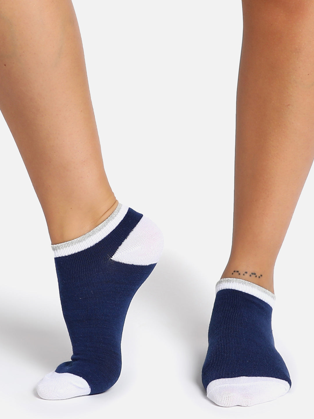 SET OF 2 CUTE SNKLE LENGTH SOCKS