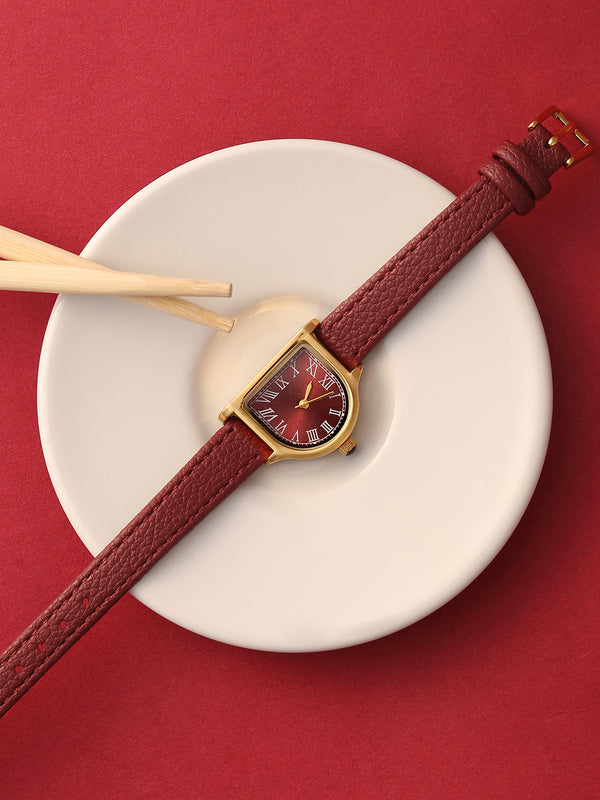 The Minimal Oval Watch - Classic Red