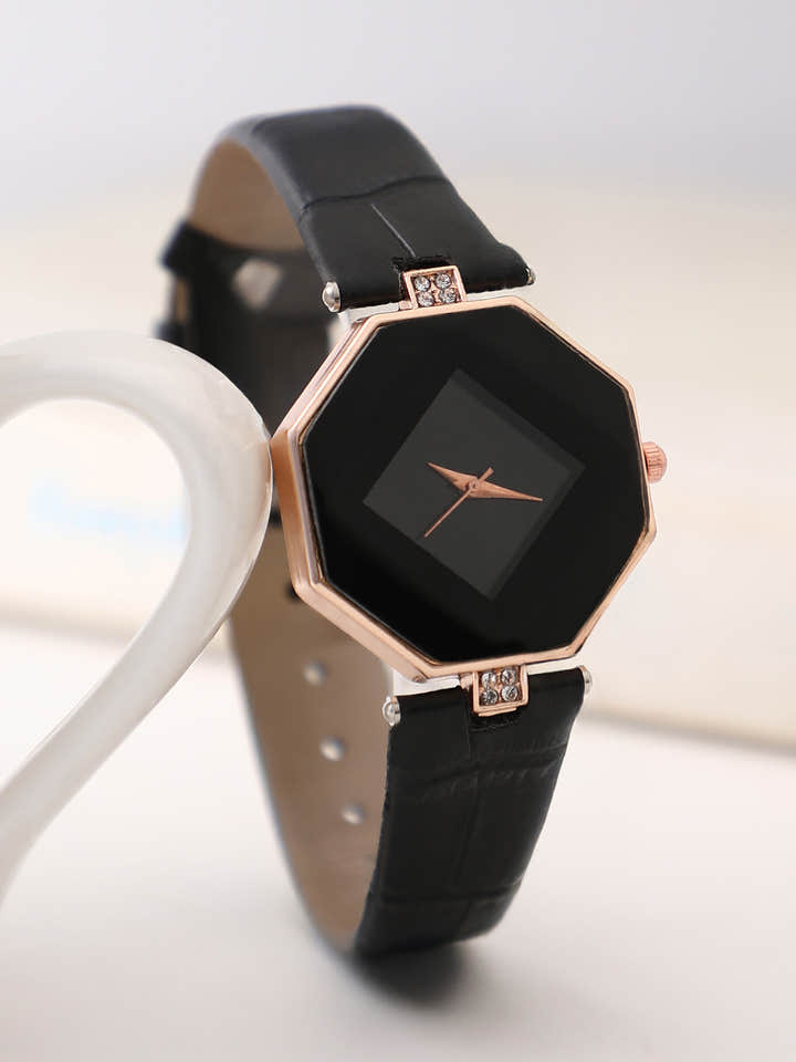 Black Analogue Watch