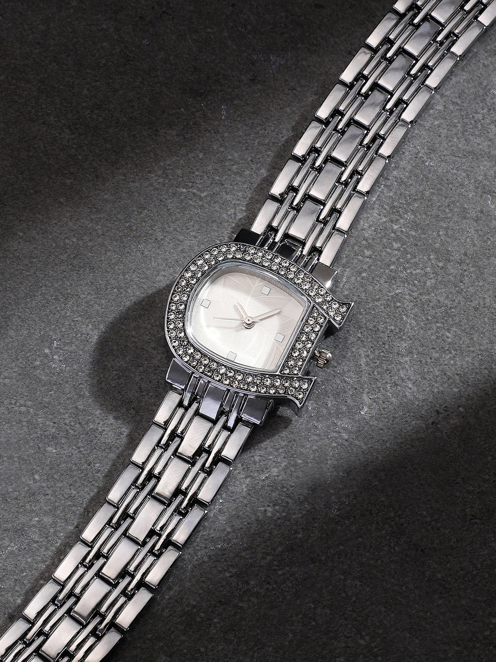 The Buckle Asymmetric Watch - Metallic Silver