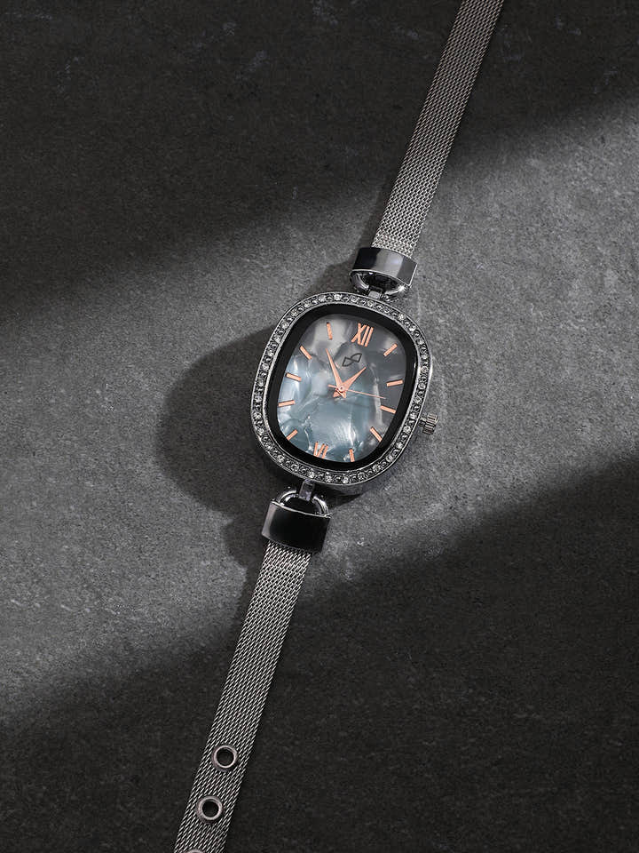 The Textured Square Watch - Emerald Green