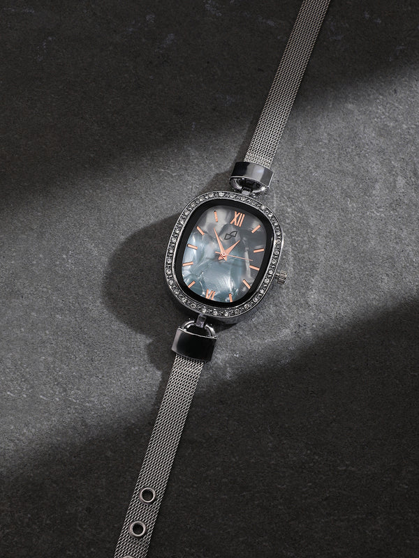 The Textured Square Watch - Emerald Green