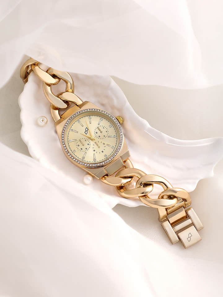 The Three-Dial Chunkylink Cushion Watch
