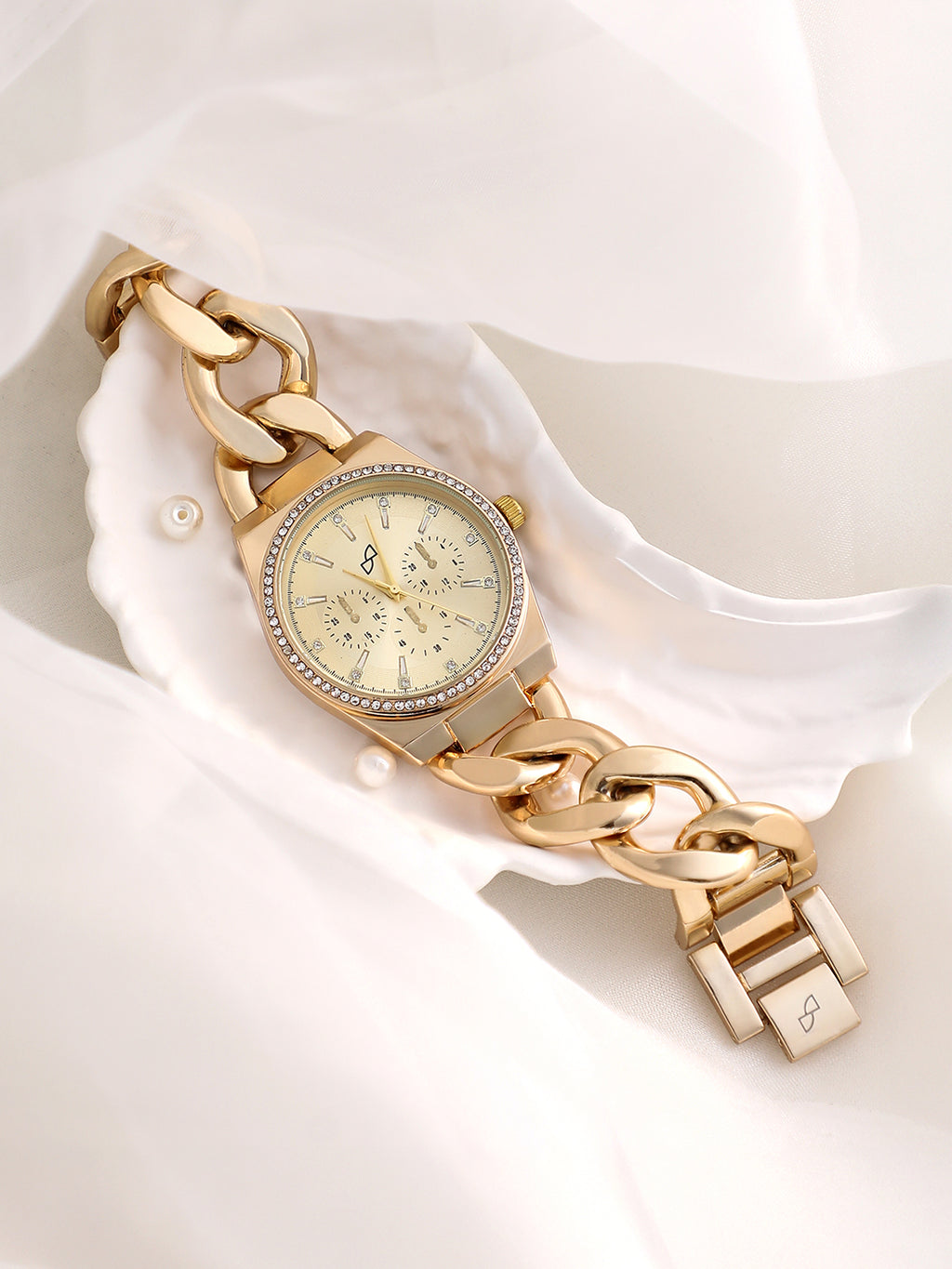 The Three-Dial Chunkylink Cushion Watch