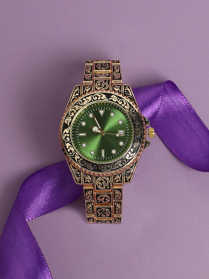 Embossed Round Watch - Gold