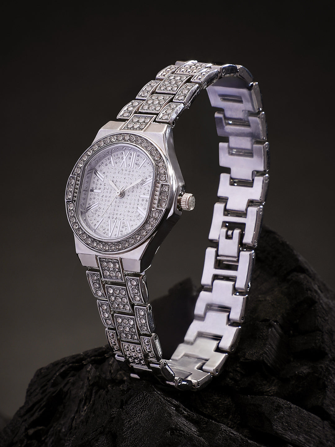 The Hélios Cushion Watch - Metallic Silver