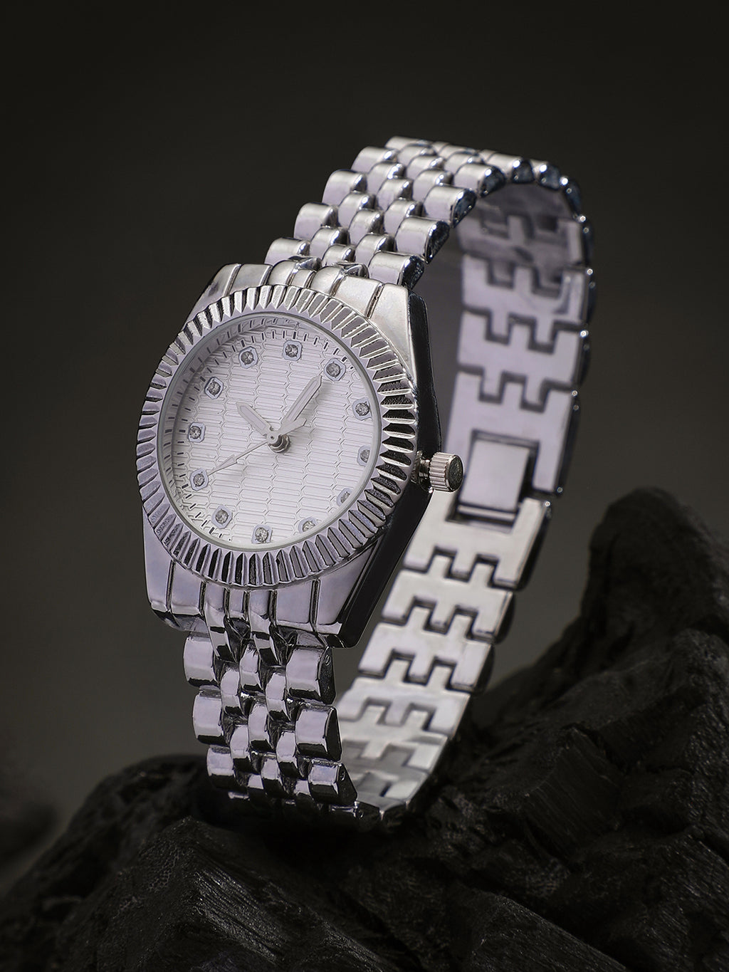 The Ribbed H-Link Round Watch