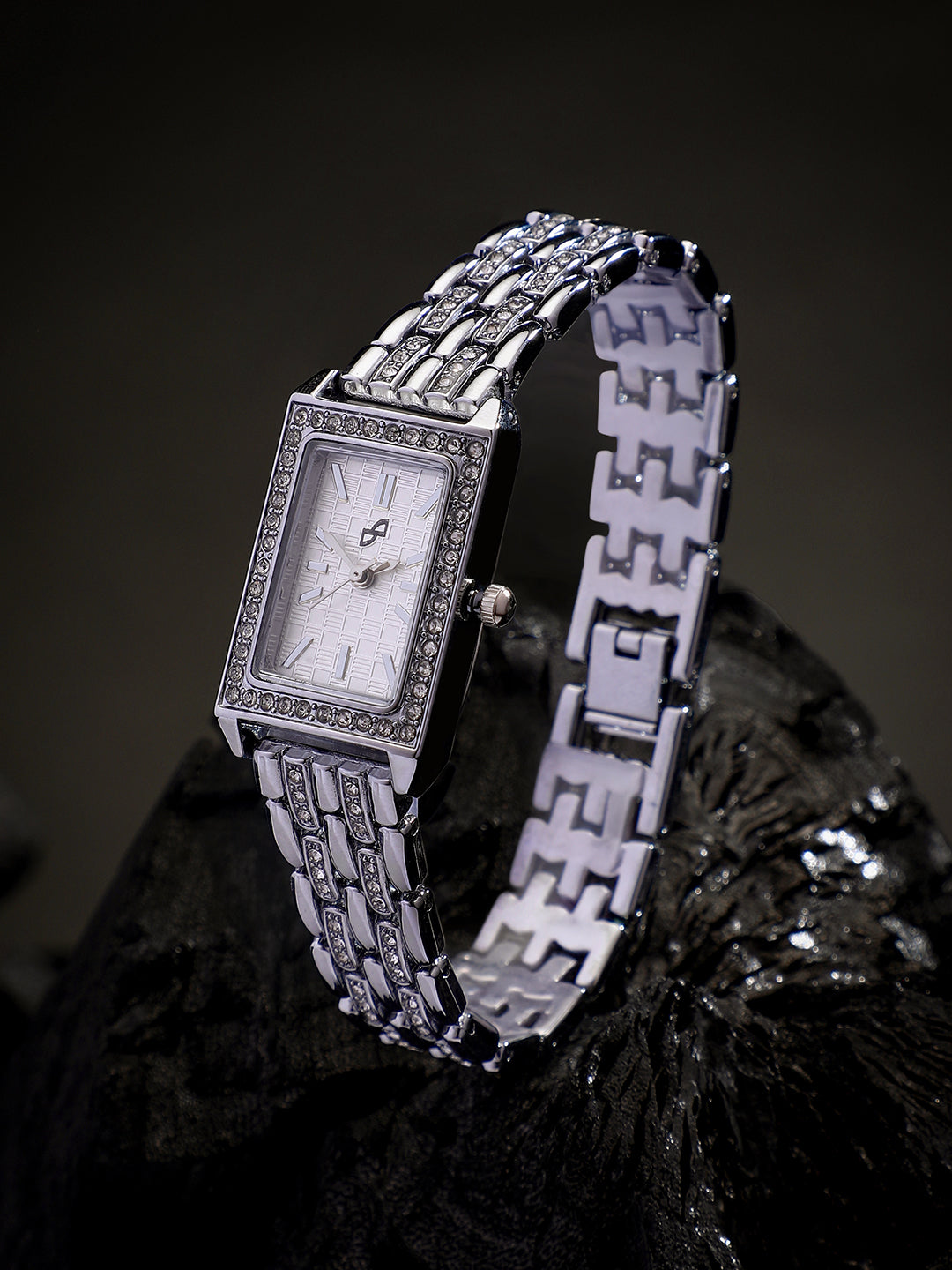 The Chérie Rectangular Watch - Metallic Silver