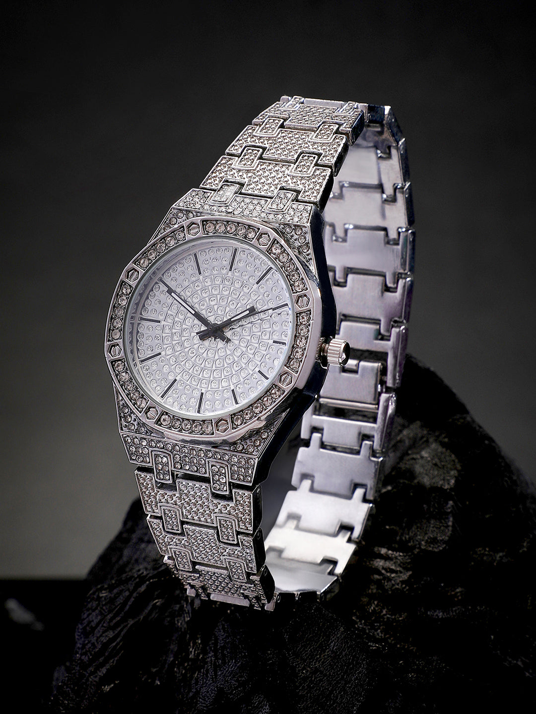 The Vérazzi Cushion Watch - Metallic Silver