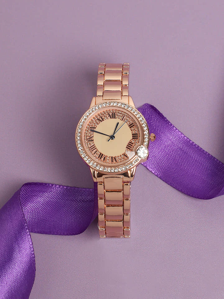 Embellished Round Watch - Gold