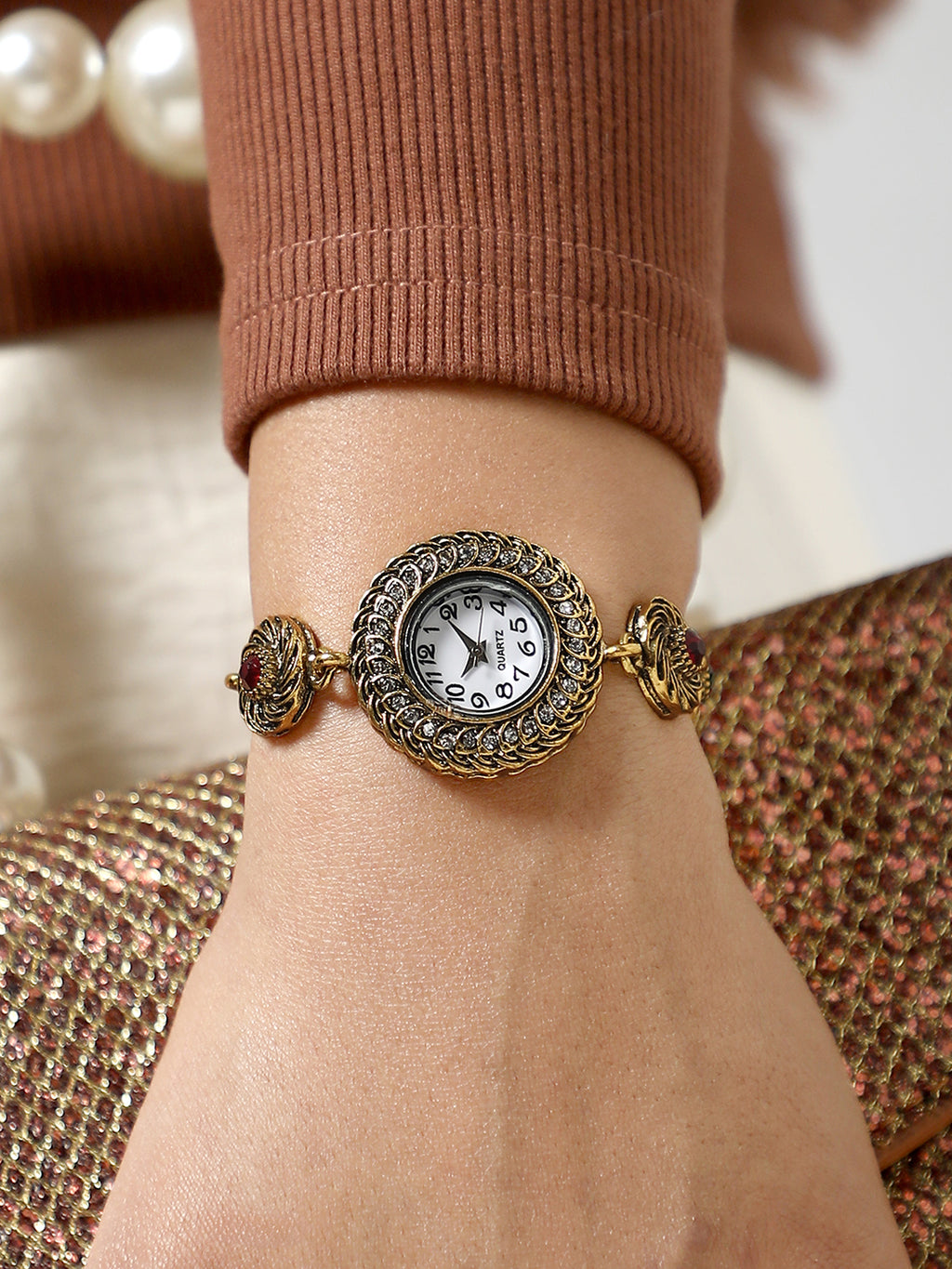 The Stone Swirl Round Watch - Antique Gold