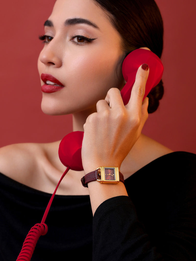 The Vintage Square Watch - Crimson Red