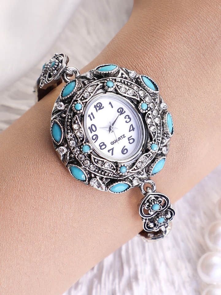 The Stone Heart Round Watch - Antique Silver