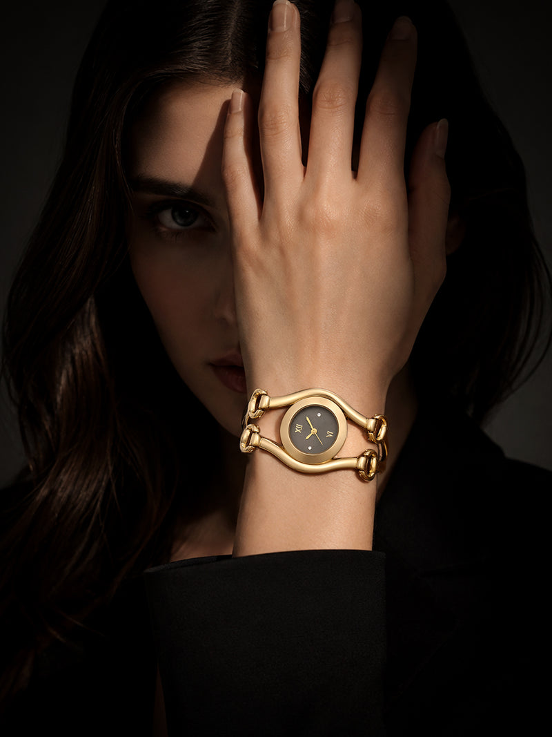 The Eclipse Oval Watch - Gold