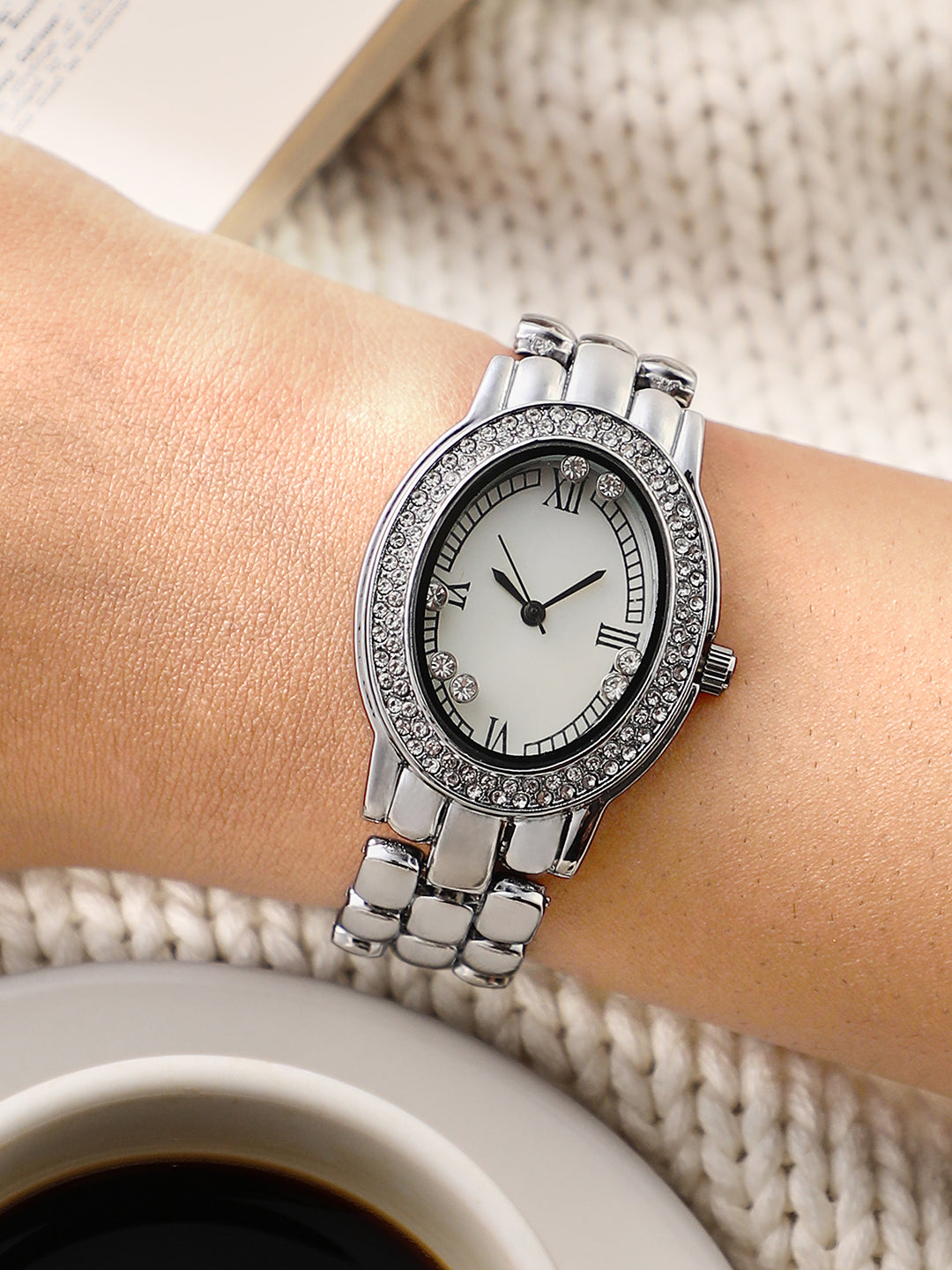 The Victoria Oval Watch - Metallic Silver