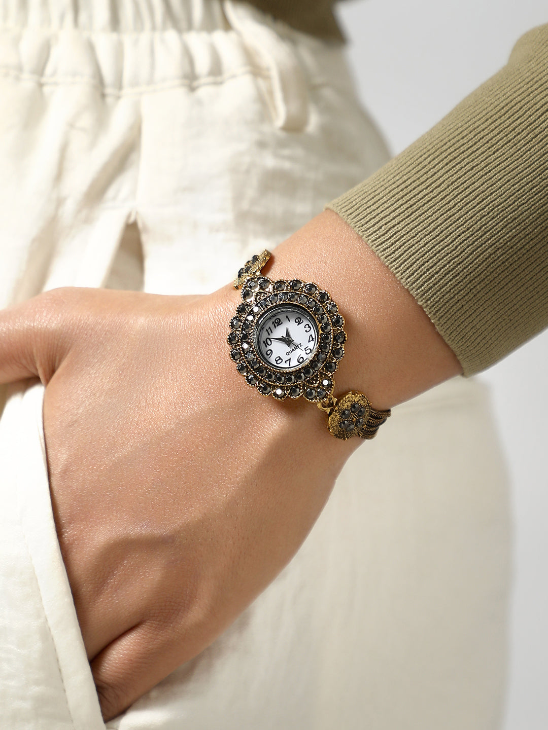 The Stone Chainlink Round Watch - California Gold