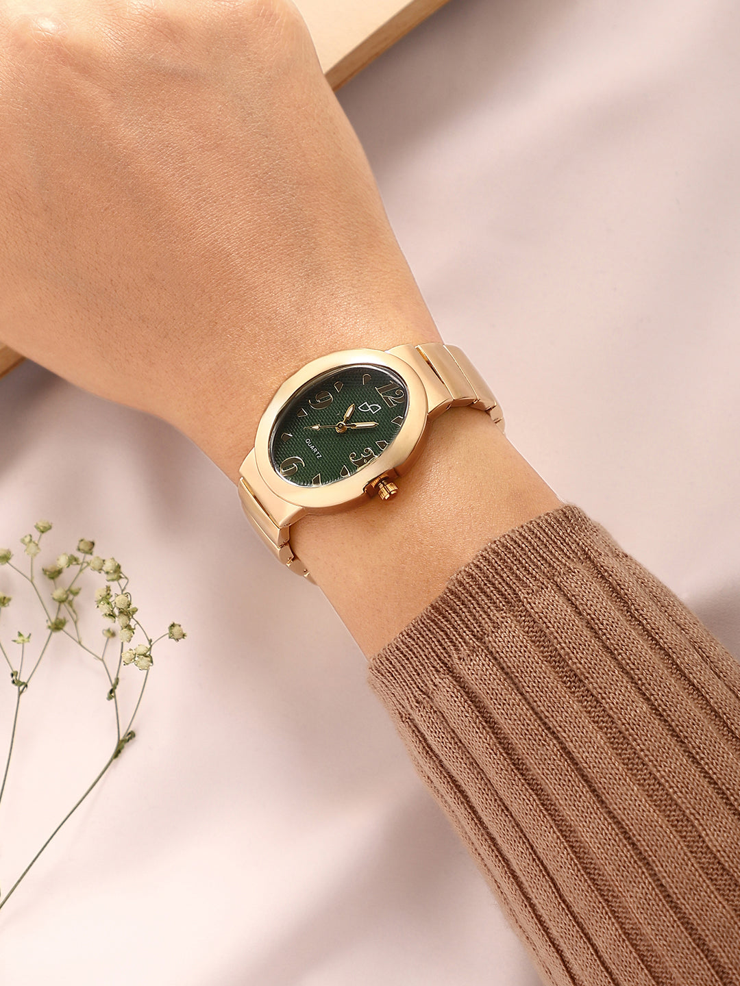 The Pantheonique Oval Watch