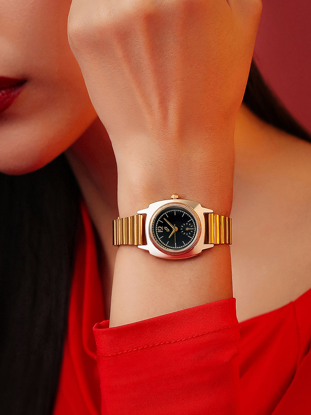 The Emerald Prestige Watch - Gold