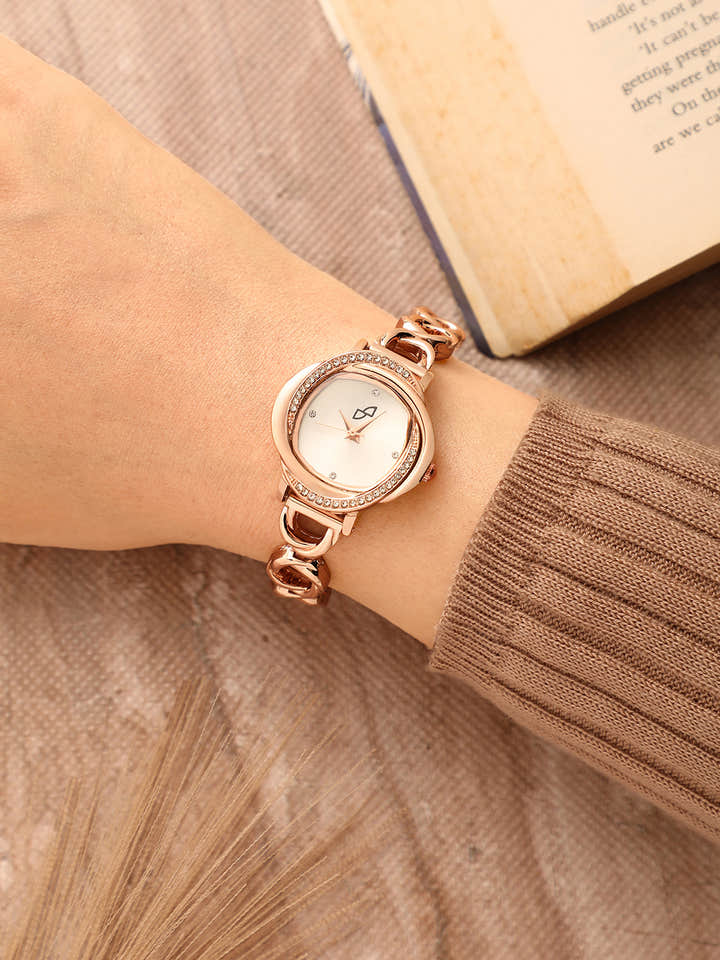 The Luraith-Gem Round Watch - Champayne Gold